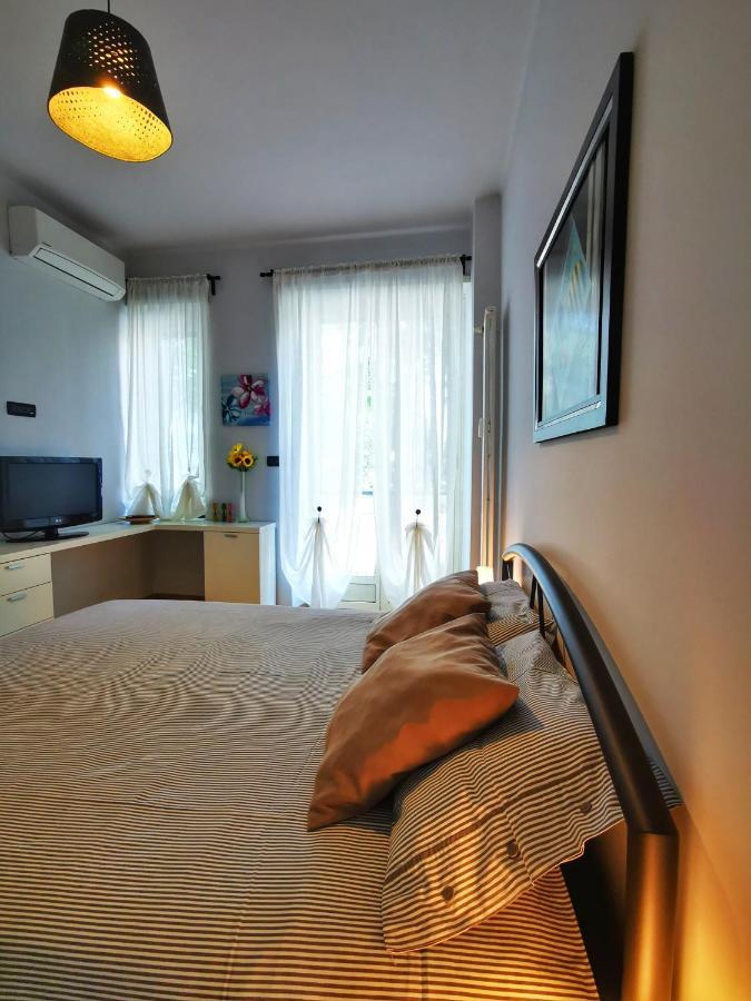 Ana'S Place Torino 3 Apartment Bagian luar foto