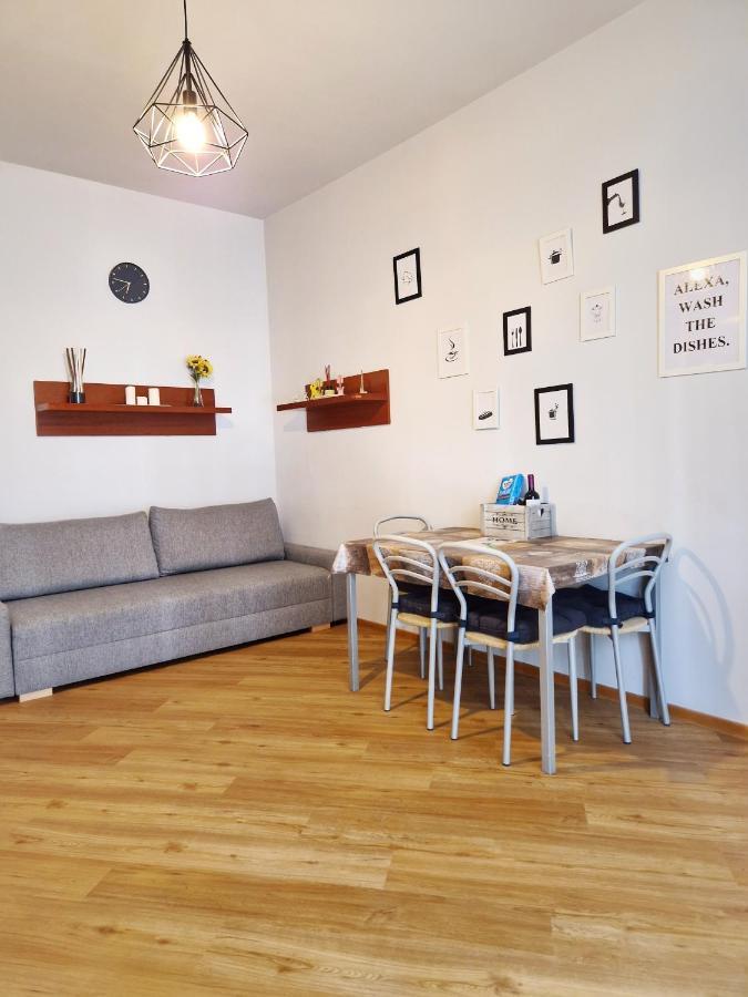 Ana'S Place Torino 3 Apartment Bagian luar foto
